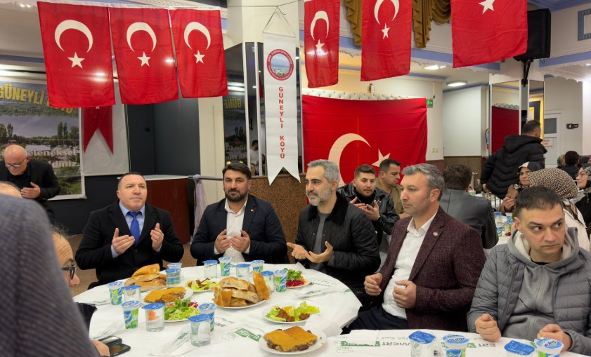 Sivas Güneyli Köyü Derneği’nin düzenlemiş olduğu iftar programında Sivas’lı hemşehrilerimiz ile bir araya geldik.