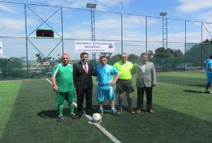 ATAŞEHİR DERNEKLER ARASI FUTBOL TURNUVASI BÜYÜK ÇOŞKUYLA BAŞLADI BAŞLADI